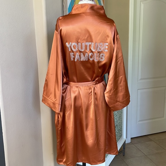 GirlEO Other - Girl Extra Ordinaire “YouTube Famous” Robe